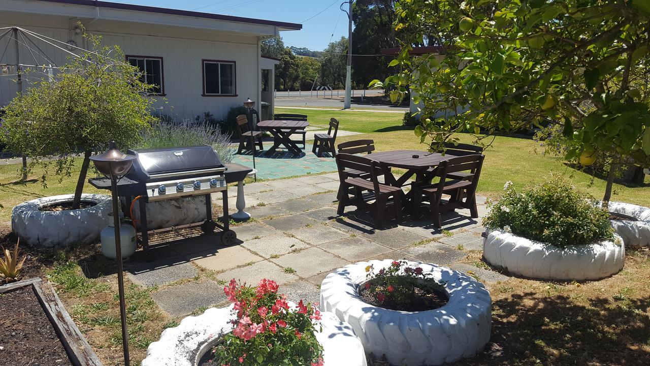 Tingle All Over Budget Accommodation Walpole Exterior foto